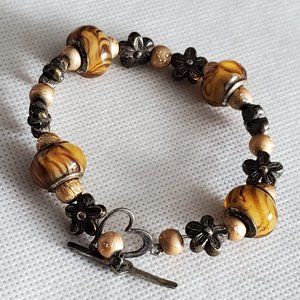 7.5" Silver Tone Yellow Glass Bead Bracelet Flower